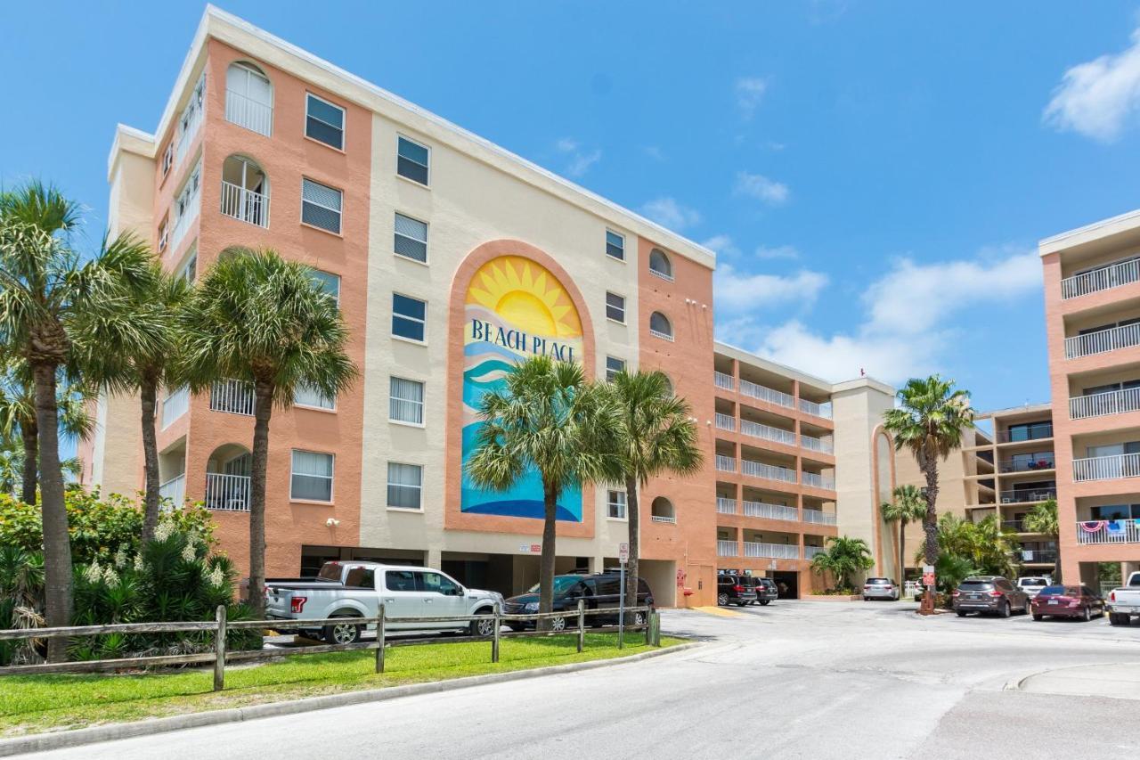 401 Beach Place Condos St. Pete Beach Exterior photo